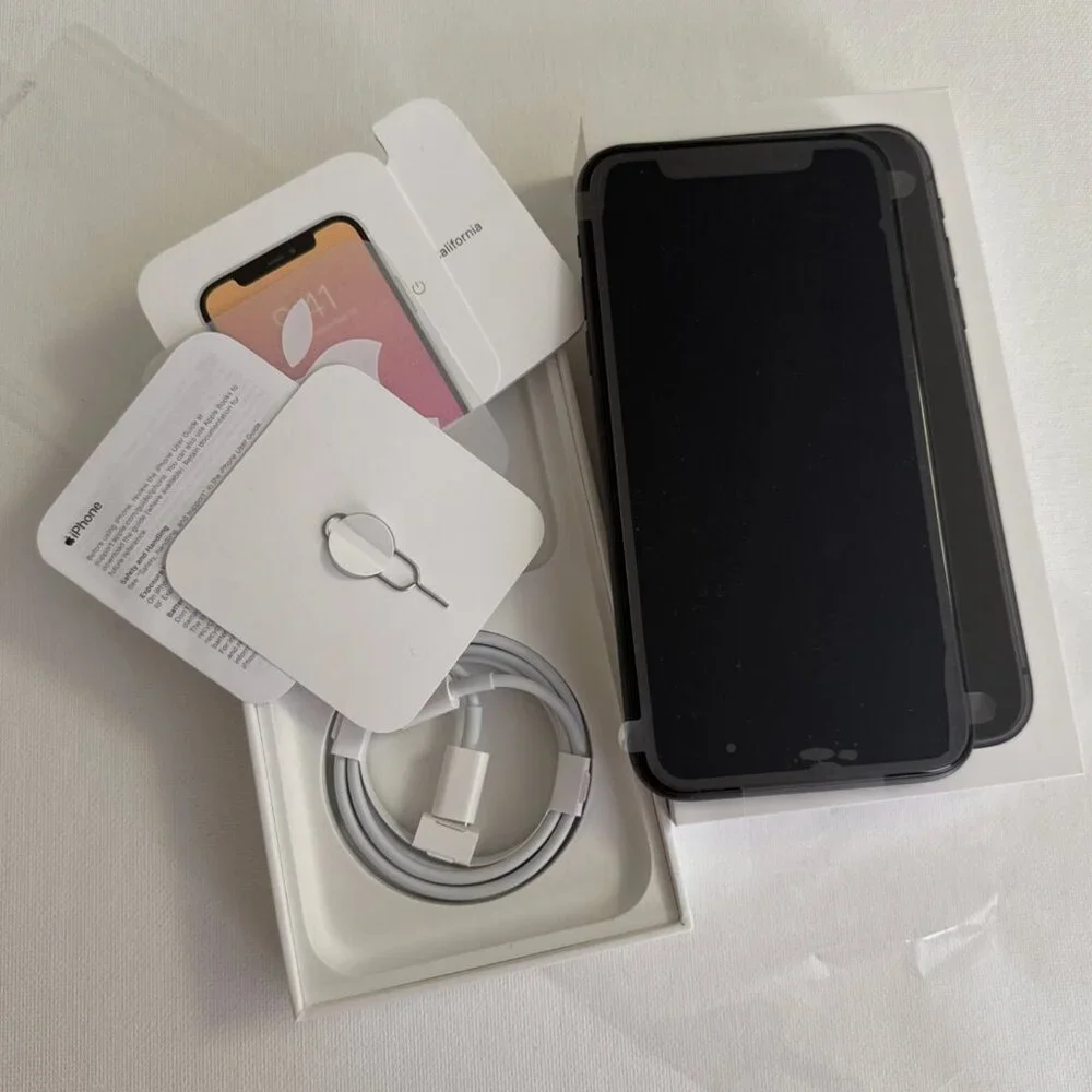 Apple iPhone 11